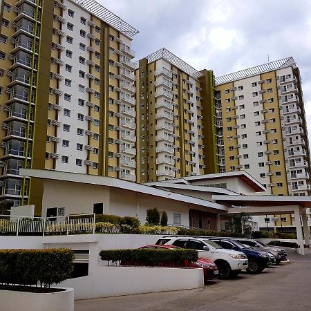 Keys 'N Places Holiday Rentals At Mesaverte Condo Cagayan de Oro Ngoại thất bức ảnh